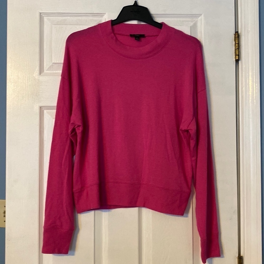 𝅺J. Crew womens sweater; size large